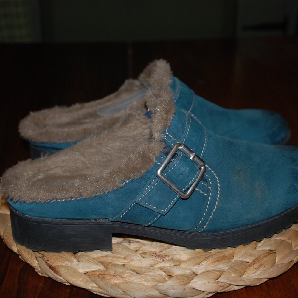 Like New Naturalizer Lined Clogs - image 5